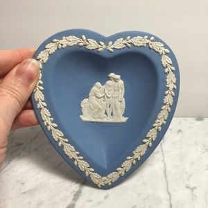 Wedgwood Jasperware heart dish